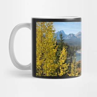 The Golden Curve Mug